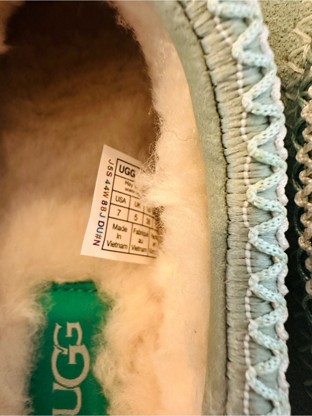 UGG Mint Green Suede Lined Slipper NWOT - Picture 4 of 8